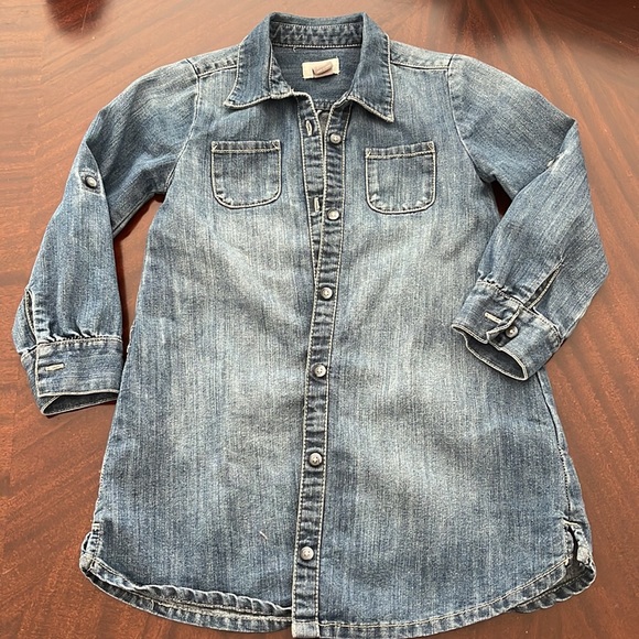 Girl’s button down shirts size XS (4-5) - Picture 5 of 9